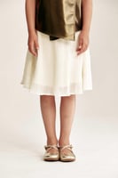 تنورة بخصر مطاطي