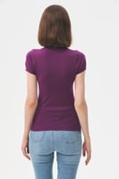 بلوزة بيسك بأكمام قصيرة