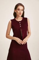 جاكيت لامع بلا أكمام