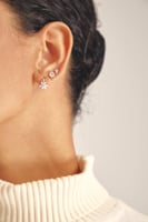 طقم حلق مُرصع بالكريستال