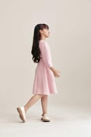 فستان تويد مزين بأزرار