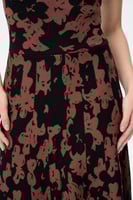 فستان مورد بلا أكمام