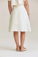 تنورة ميدي بكسرات