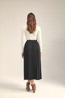 تنورة بليسيه بخصر مطاطي