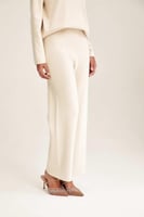 بنطلون واسع بخصر مطاطي