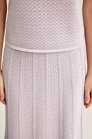 بلوزة بأكمام قصيرة