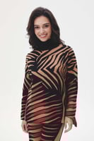 بلوزة محبوكة بنقشة زيبرا