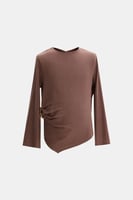 بلوزة فضفاضة مزينة ببروش