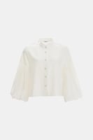 بلوزة بأكمام منفوخة