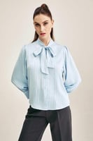 قميص بياقة بربطة