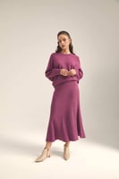 تنورة محبوكة بخصر مطاطي