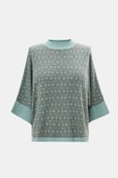 بلوزة محبوكة مزينة بنقوش