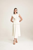 بلوزة داربية بلا أكمام