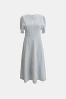 فستان بأكمام قصيرة