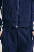 بنطلون رياضي بخصر مطاطي