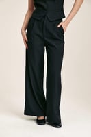 بنطلون بخصر عالي