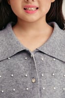 كارديغان مزين باللؤلؤ