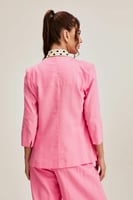 جاكيت بقصة مفتوحة