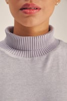 بلوزة محبوكة بلا أكمام