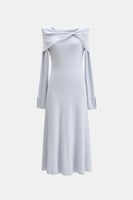 فستان بياقة مزينة بعقدة