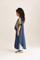 بلوزة ترتر بقصة غير متماثلة