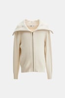 جاكيت بسحاب بتفاصيل لامعة