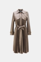 فستان جلد بكسرات وحزام