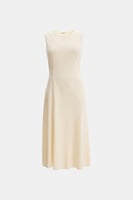 فستان بلا أكمام