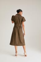 فستان شامواة بأكمام منفوخة