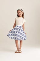 تنورة موردة بخصر مطاطي