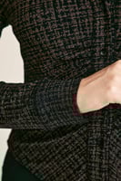 قميص لامع بتفاصيل مزمومة