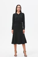 تنورة كلوش بنقوش متعرجة