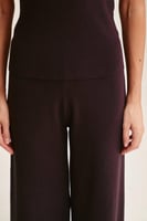 بلوزة محبوكة بلا أكمام