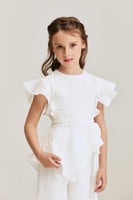 بلوزة بقصة غير متماثلة