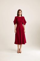 فستان ميدي بأكمام منفوخة