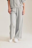 بنطلون بخصر مطاطي برباط