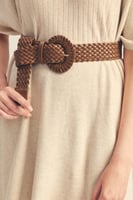 حزام جلد بتصميم منسوج