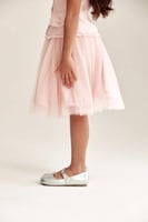 تنورة تول منفوشة