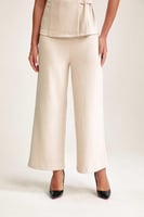 بنطلون شامواة بأرجل واسعة