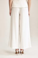 بنطلون سادة بساق واسعة