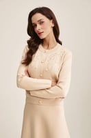 كارديغان بتفاصيل براقة