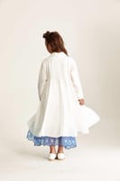 فستان واسع بطبقة مطبعة