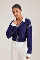 كارديغان بأزرار للإغلاق