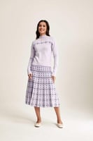 تنورة بنقوش هندسية