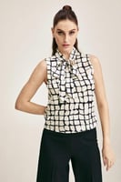 قميص مطبع بدون اكمام