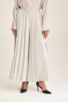 بنطلون واسع بكسرات