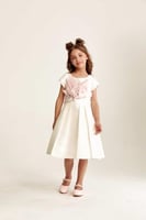 فستان تفتا مٌزين بأكمام قصيرة