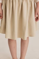 تنورة بخصر مطاطي