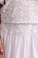 تنورة منفوخة بتفاصيل ترتر