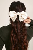 مشبك شعر فيونكة مزين باللؤلؤ